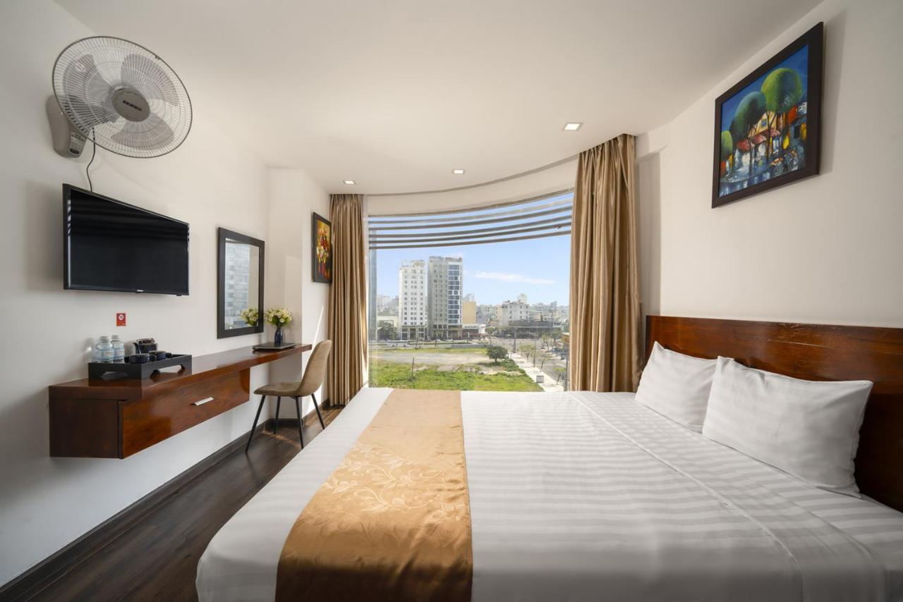 Waikiki Beach Hotel Дананг Экстерьер фото