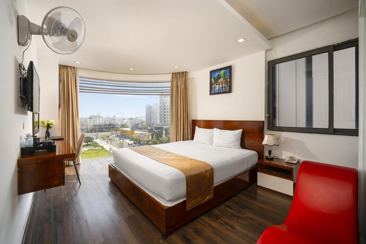 Waikiki Beach Hotel Дананг Экстерьер фото