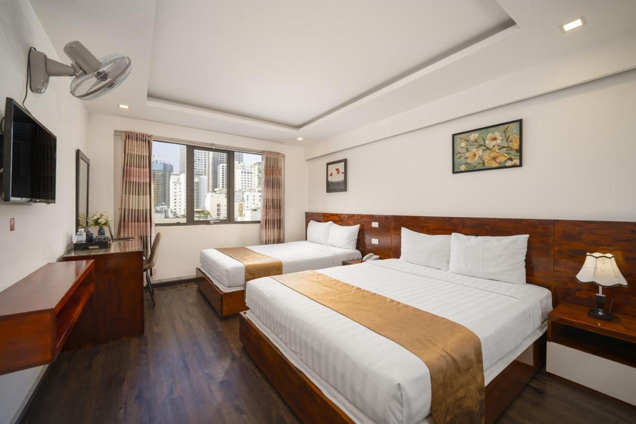Waikiki Beach Hotel Дананг Экстерьер фото