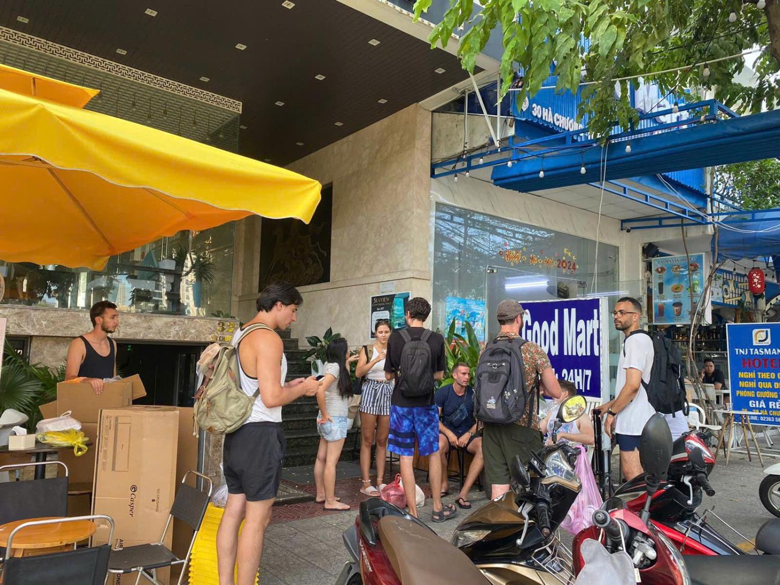 Waikiki Beach Hotel Дананг Экстерьер фото
